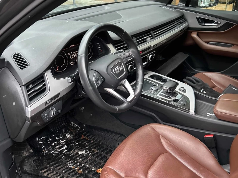 Audi Q7 * Progressiv * CARFAX * БЕЗ ПЪРВОНАЧАЛНА ВНОСКА, снимка 5 - Автомобили и джипове - 53150601