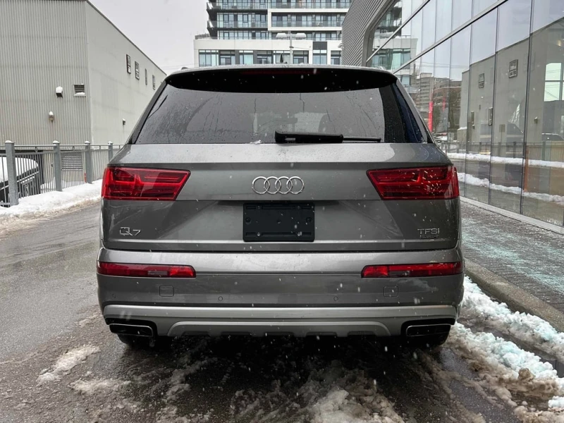 Audi Q7 * Progressiv * CARFAX * БЕЗ ПЪРВОНАЧАЛНА ВНОСКА, снимка 4 - Автомобили и джипове - 53150601