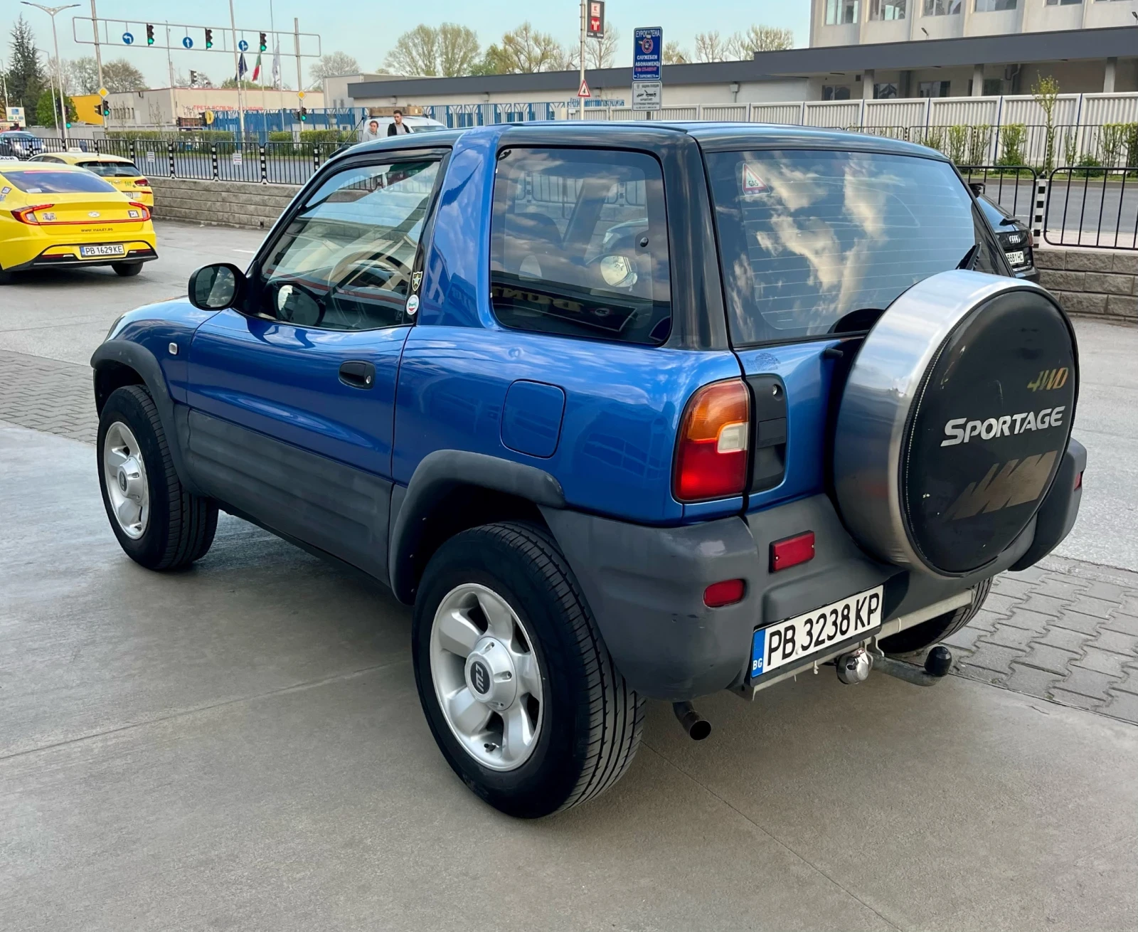Toyota Rav4  - изображение 4