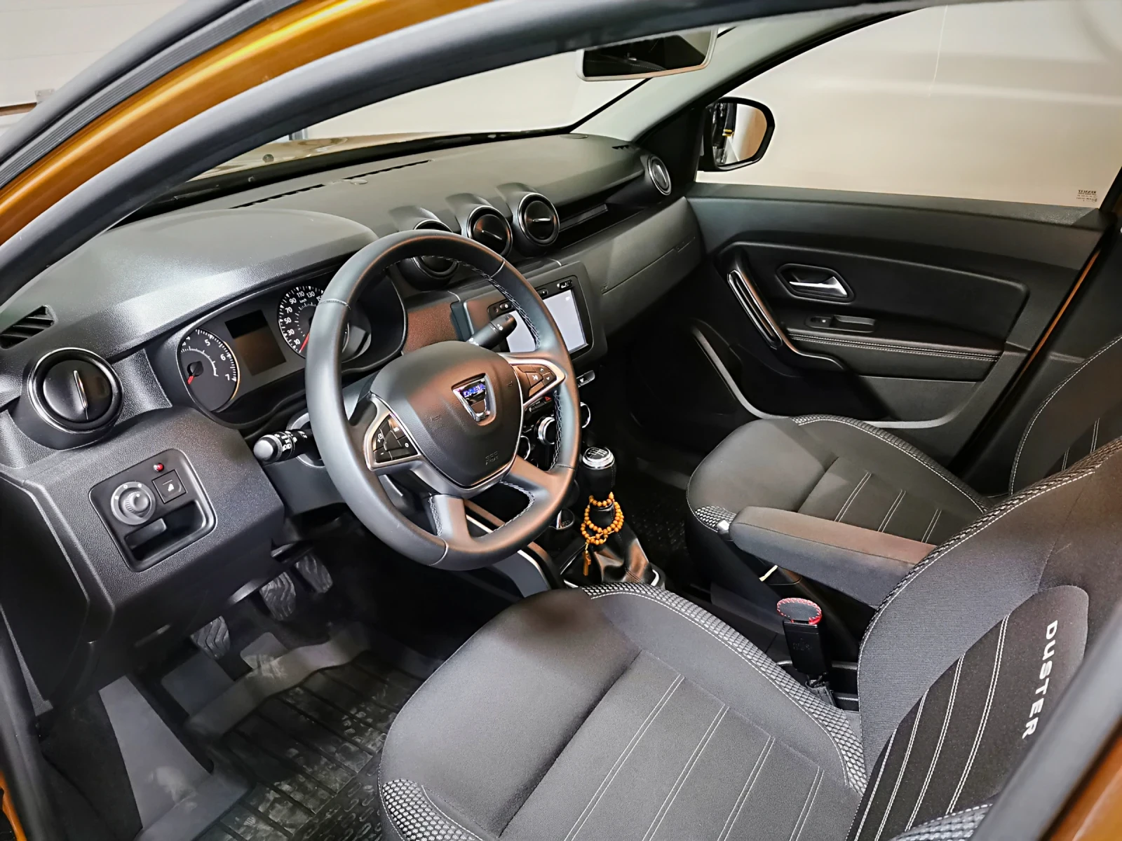 Dacia Duster 1.5 dCi 4x4 първи собственик - изображение 7