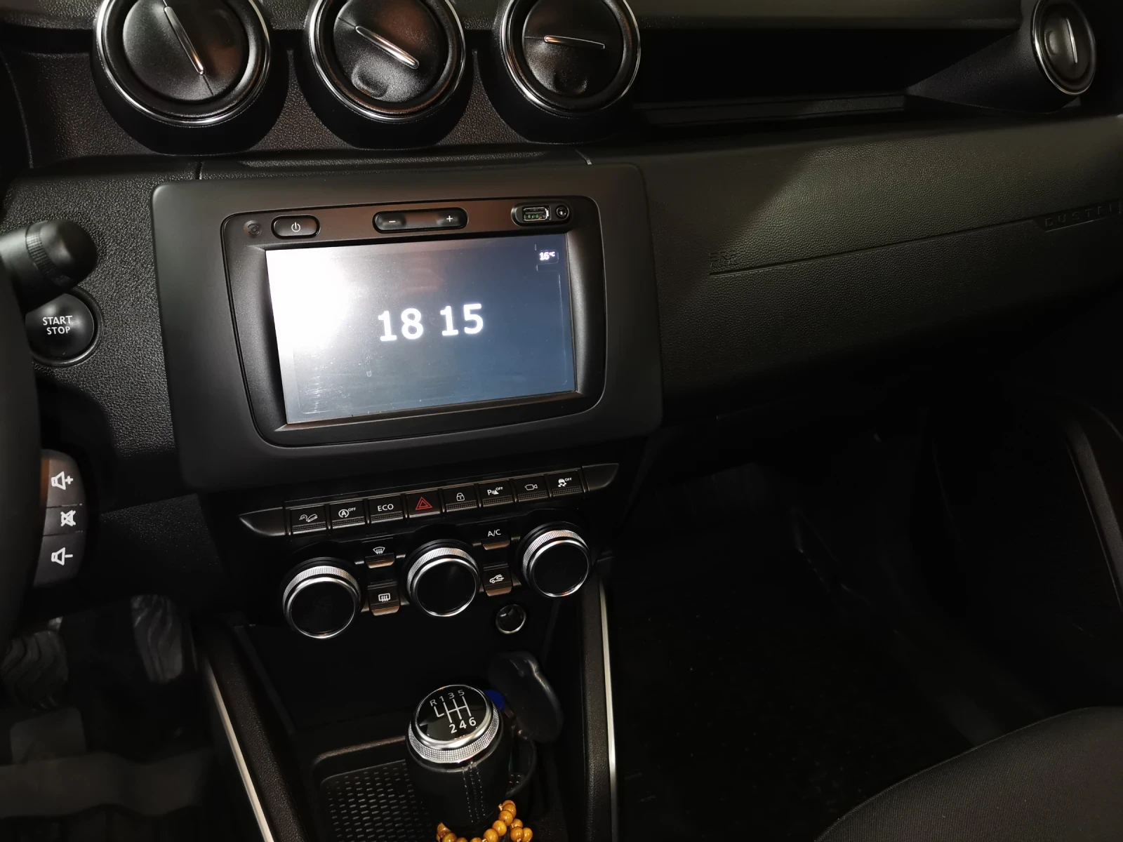 Dacia Duster 1.5 dCi 4x4 първи собственик - изображение 9