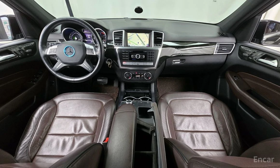 Mercedes-Benz ML 250  - изображение 7