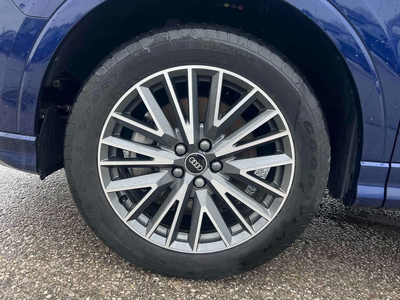 Audi Q3 * Komfort * CARFAX * ������ * ������� * NAVI | Mobile.bg � ����������� 7