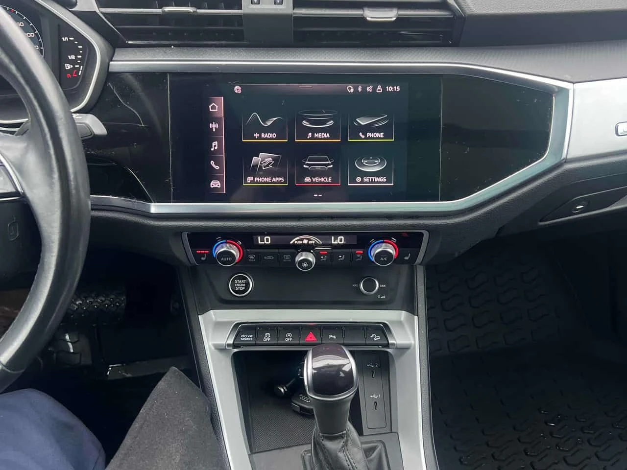 Audi Q3 * Komfort * CARFAX * ������ * ������� * NAVI | Mobile.bg � ����������� 9