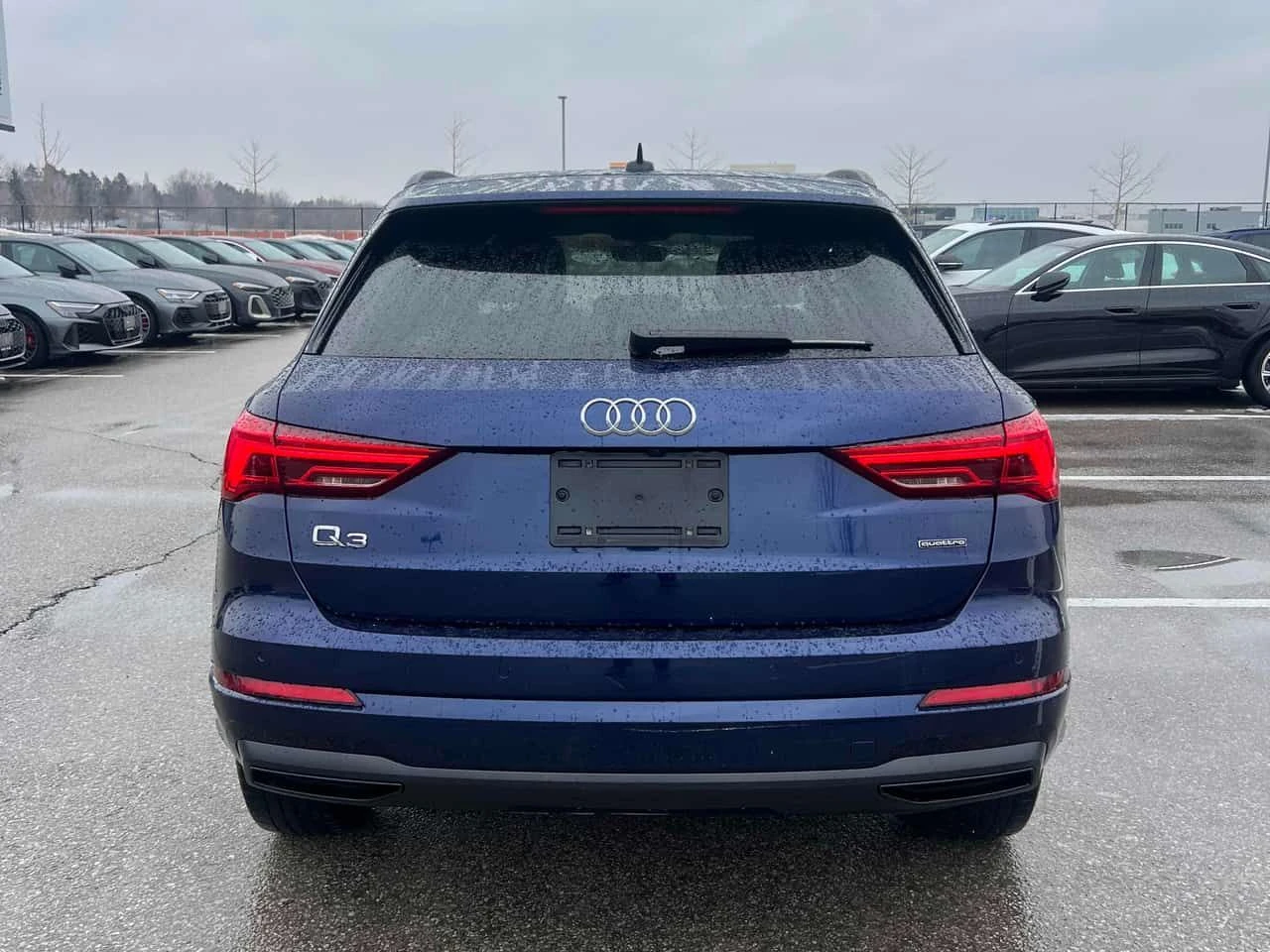 Audi Q3 * Komfort * CARFAX * ������ * ������� * NAVI | Mobile.bg � ����������� 4