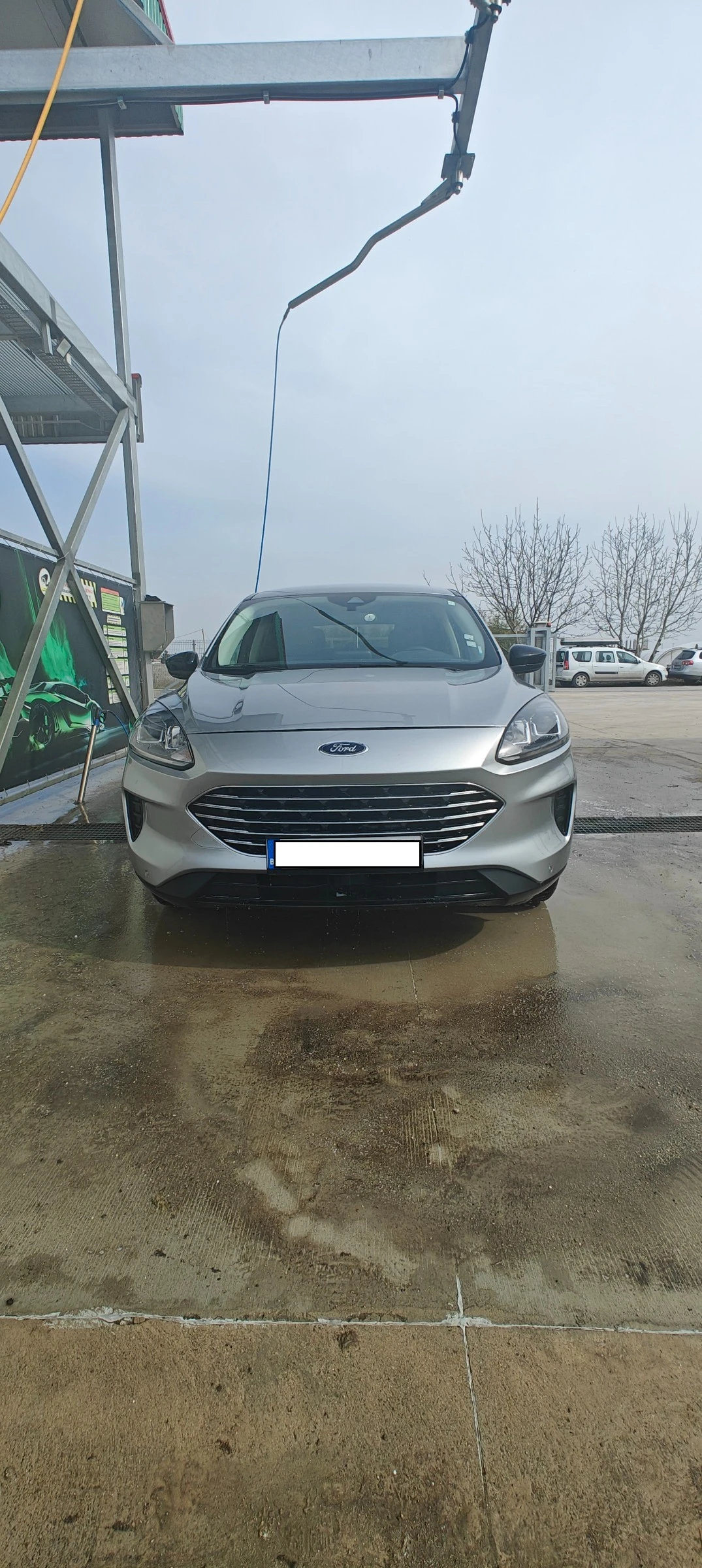 Ford Escape 2.5 HYBRID - изображение 2