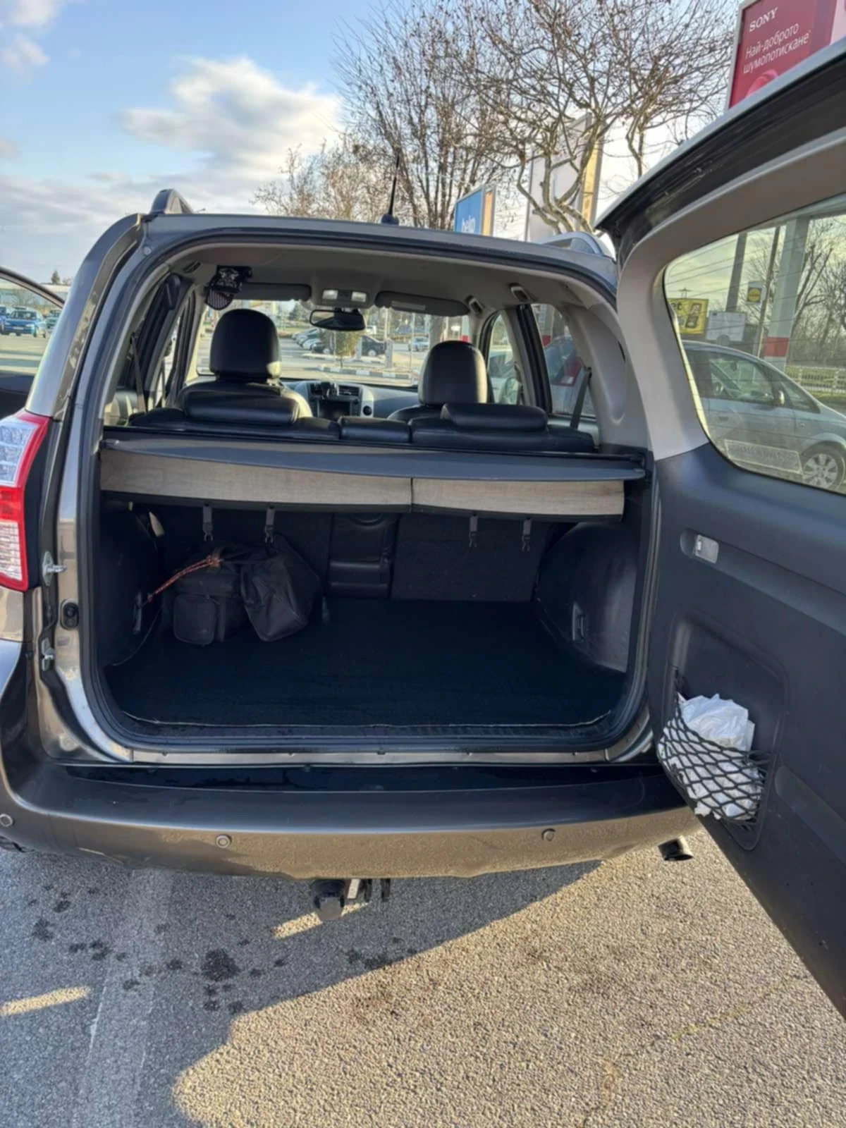 Toyota Rav4, снимка 12 - Автомобили и джипове - 54279119