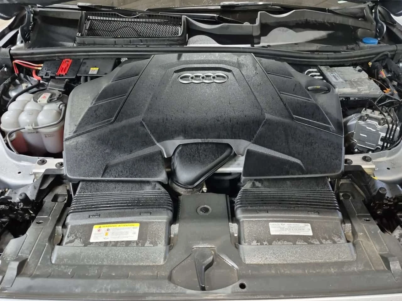 Audi Q7 PROGRESSIV| PANORAMA| 2 КЛЮЧА| AMBIENT| ОБДУХВАНЕ, снимка 8 - Автомобили и джипове - 54171301