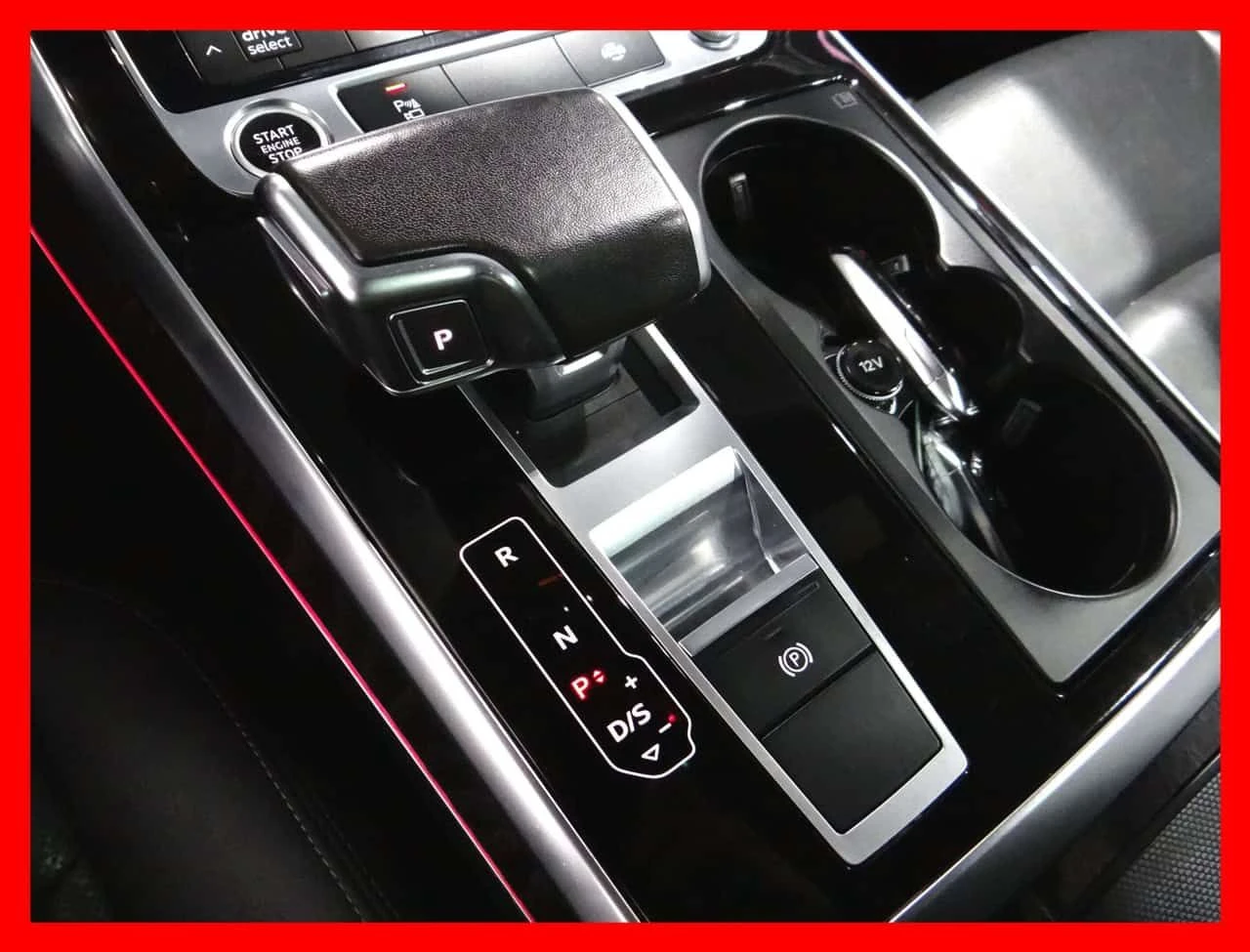 Audi Q8 PROGRESSIV/S LINE/ОБДУХВАНЕ/ПАНОРАМА/360, снимка 16 - Автомобили и джипове - 54343775