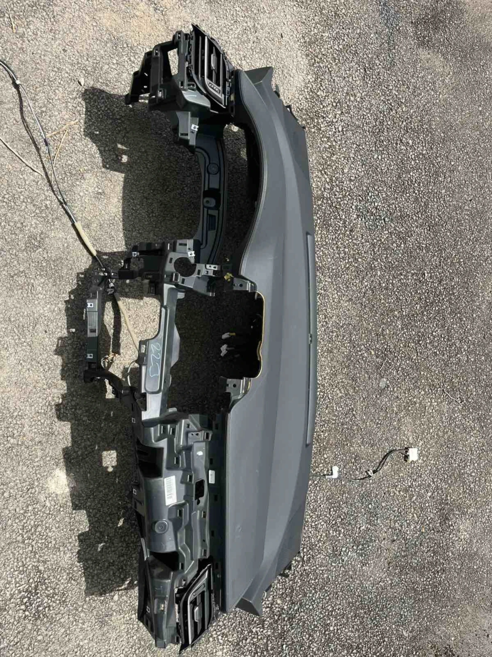 Toyota C-HR 1.8 Hybrid GR Изпълнение, снимка 3 - Автомобили и джипове - 54437926