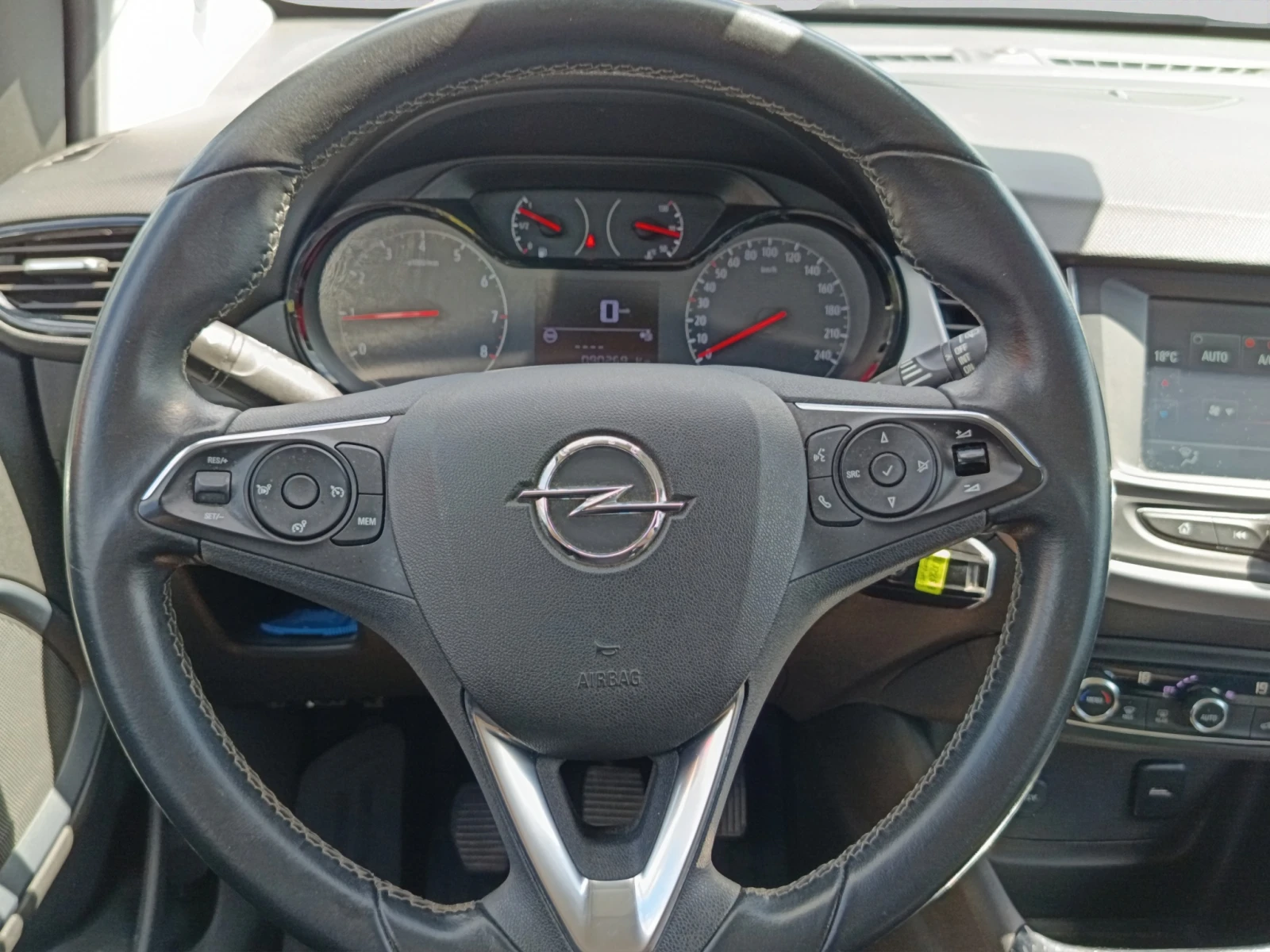 Opel Crossland X Edition, снимка 12 - Автомобили и джипове - 54939181