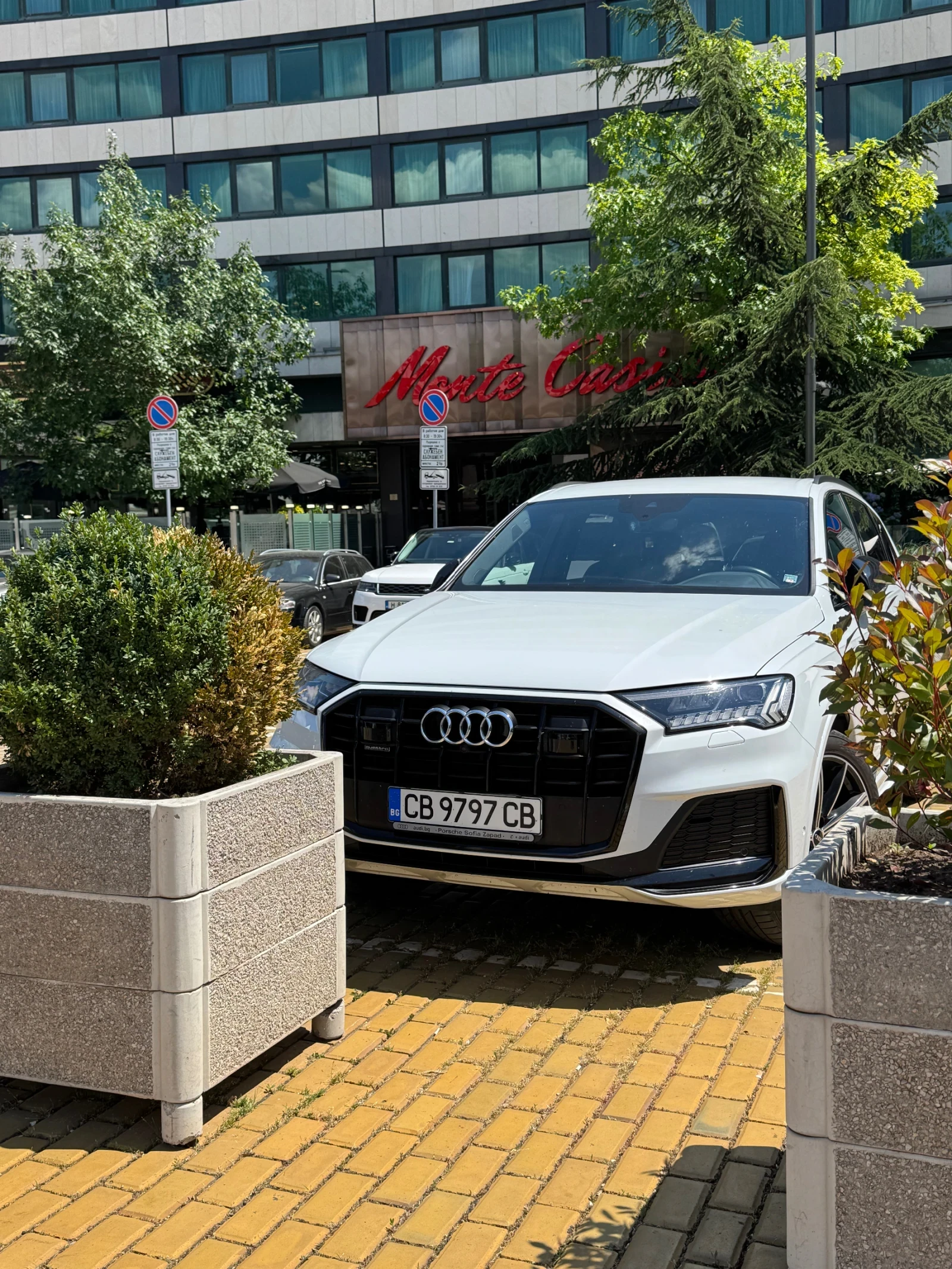 Audi Q7, снимка 6 - Автомобили и джипове - 54991829