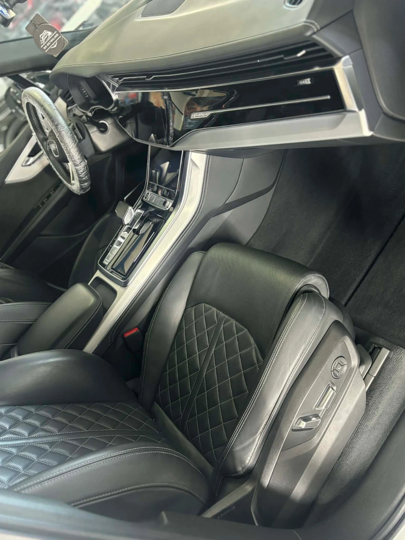Audi Q7, снимка 3 - Автомобили и джипове - 54991829