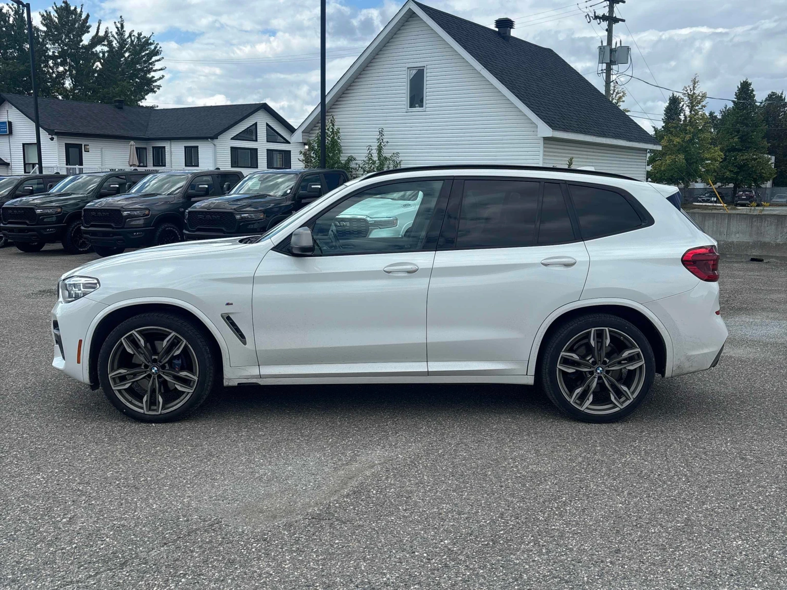 BMW X3 M40i xDrive | CARFAX | АВТОКРЕДИТ БЕЗ ПЪРВОНАЧАЛНА, снимка 3 - Автомобили и джипове - 55848759