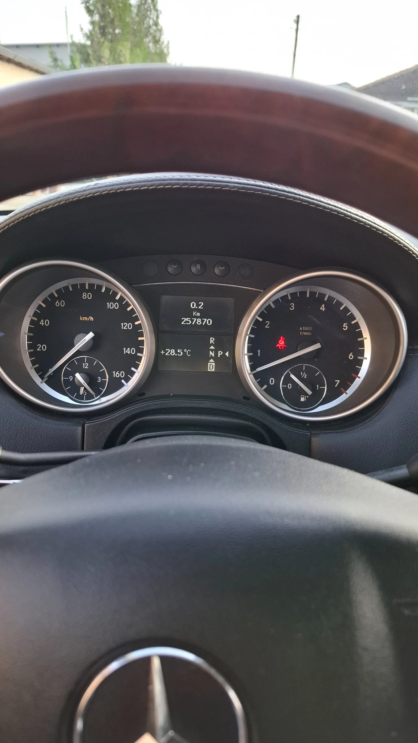Mercedes-Benz GL 550 AMG GRAND EDITION , снимка 7 - Автомобили и джипове - 55866337