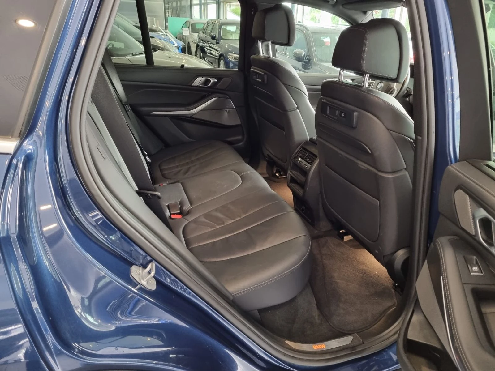 BMW X5 45e Laser/360/ H/K /Pano/, снимка 9 - Автомобили и джипове - 55999181