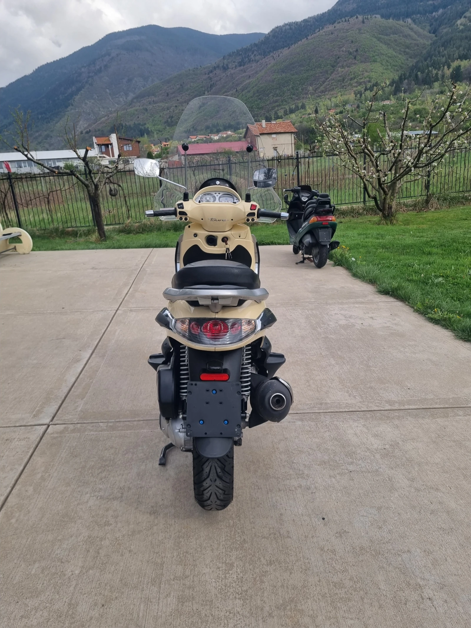 Piaggio Beverly PERFEKTEN 250i - изображение 7