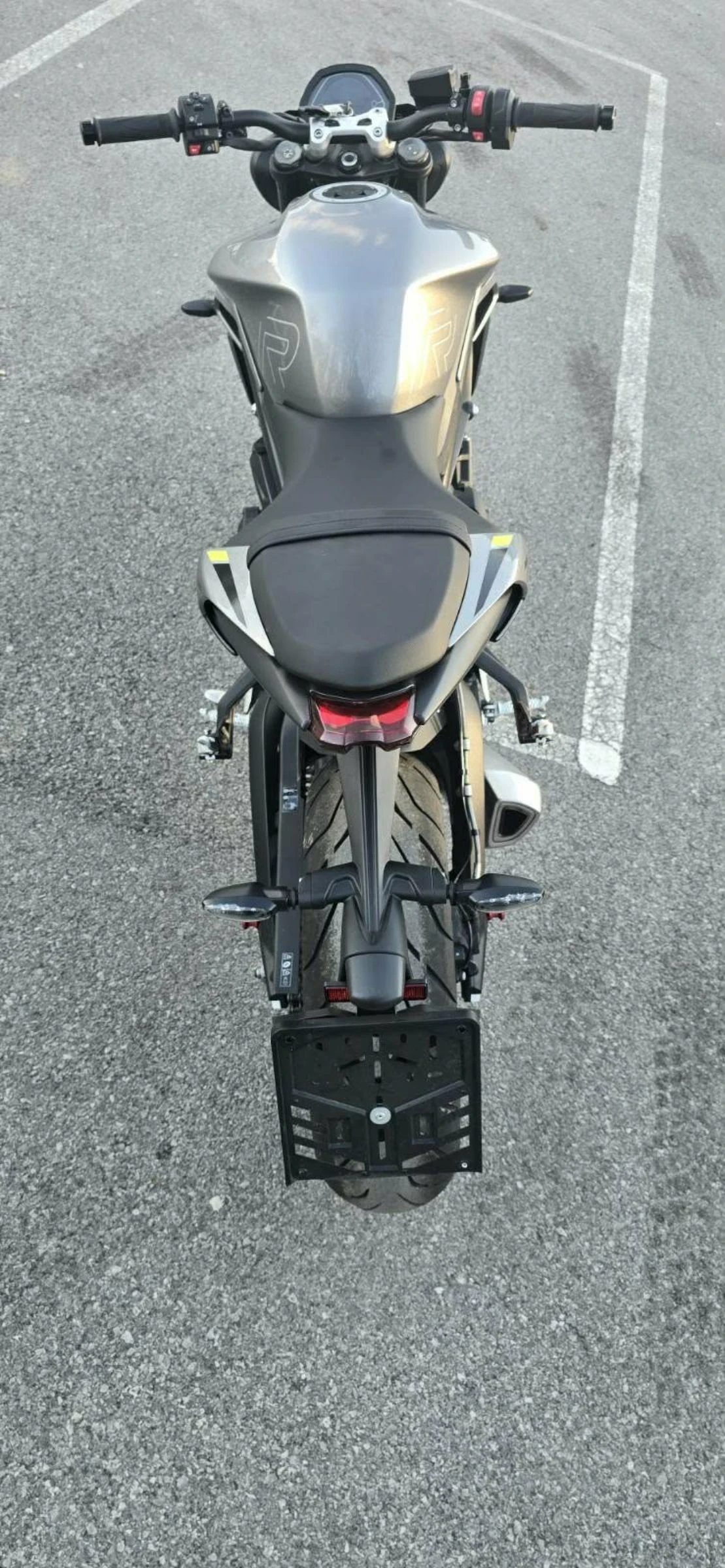 Triumph Street Triple 765R, снимка 8 - Мотоциклети и мототехника - 54087681