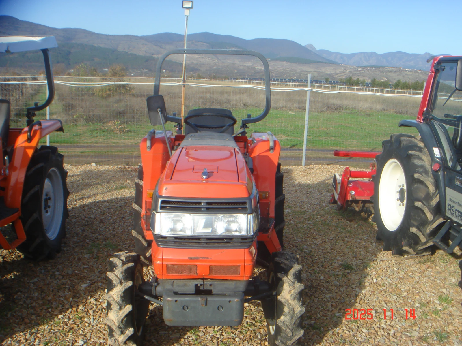 Трактор Kubota СКАЙТРАК - изображение 2