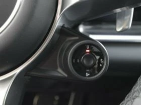 Porsche Panamera 4S , снимка 15