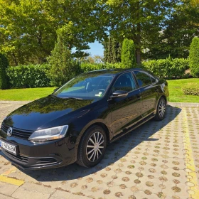 VW Jetta 1.6 HDI, снимка 10