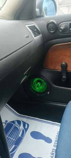 VW Golf 1.6 - 1500 € / 2933.74 лв. - 34417675 17