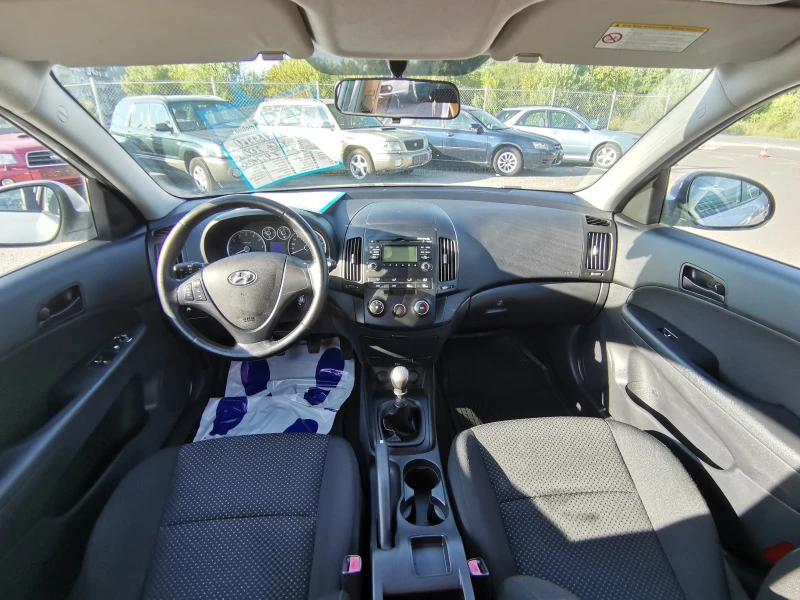 Hyundai I30 1.4i EURO-4 , снимка 13 - Автомобили и джипове - 41750363