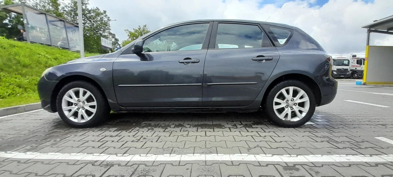 Mazda 3, снимка 1 - Автомобили и джипове - 47011208