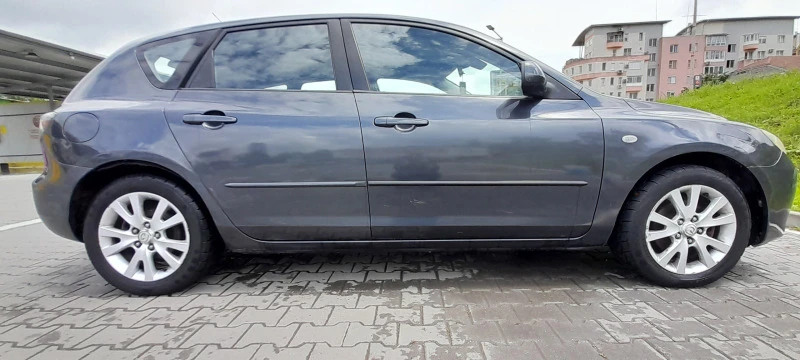 Mazda 3, снимка 3 - Автомобили и джипове - 47011208