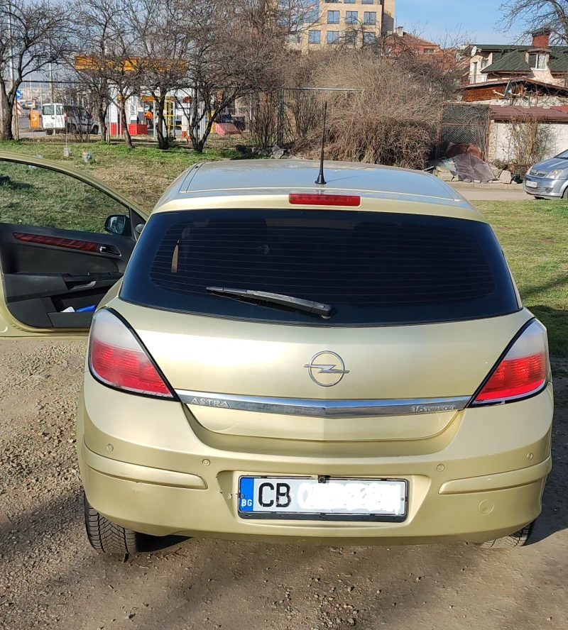 Opel Astra 1.6, снимка 2 - Автомобили и джипове - 49431020