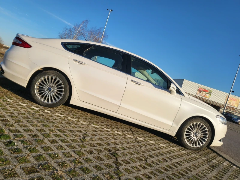 Ford Mondeo Седан, снимка 17 - Автомобили и джипове - 49526836