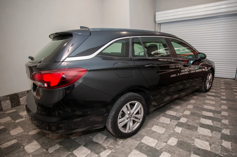 Opel Astra, снимка 4 - Автомобили и джипове - 50535383