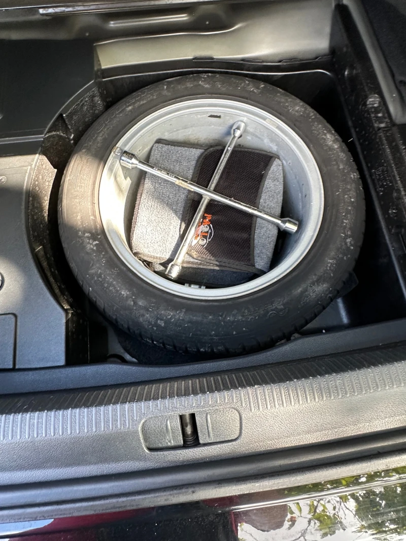 VW CC 2000 tdi, снимка 8 - Автомобили и джипове - 51431530