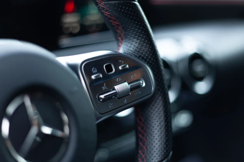 Mercedes-Benz A 160 1, 4 бензин 109 к.с, снимка 4 - Автомобили и джипове - 51940543