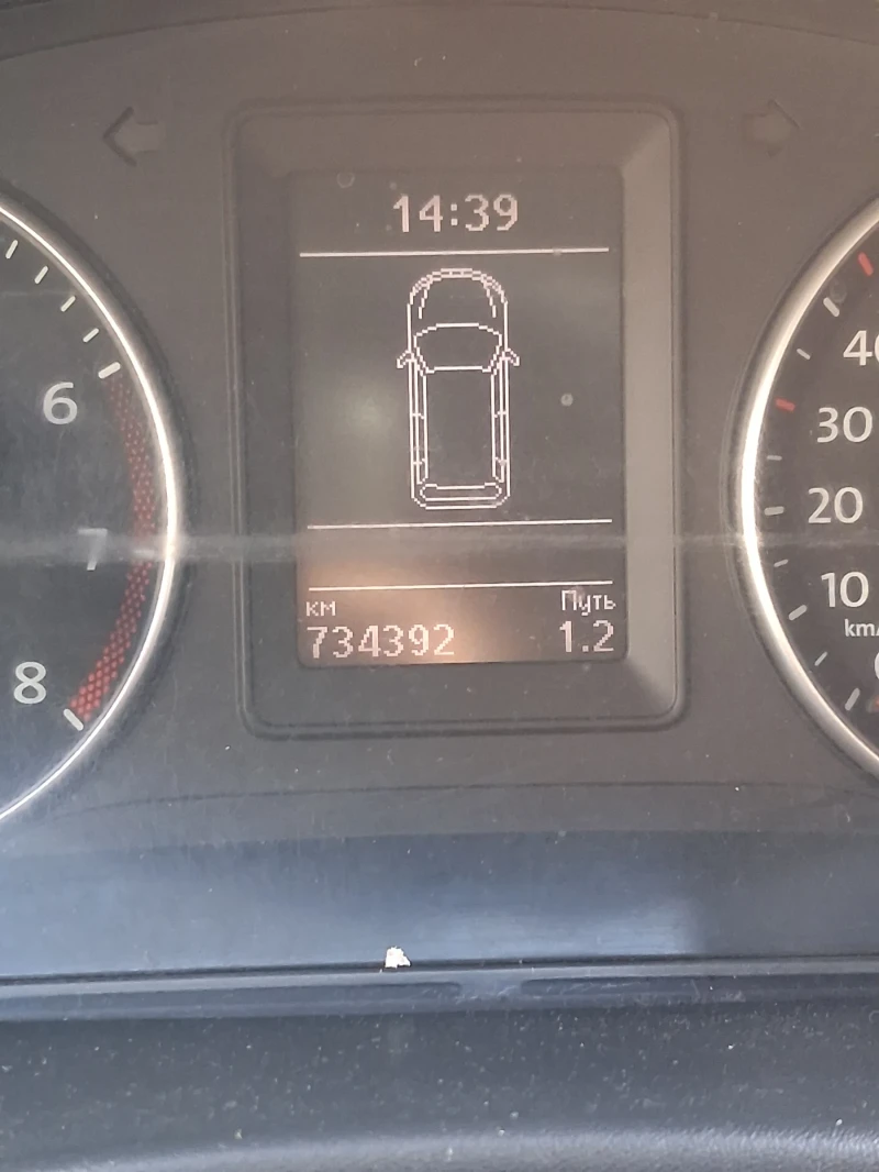 VW Caddy, снимка 10 - Автомобили и джипове - 53079221