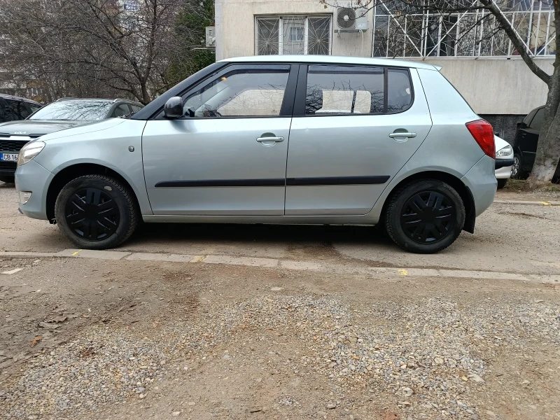 Skoda Fabia, снимка 3 - Автомобили и джипове - 52774845