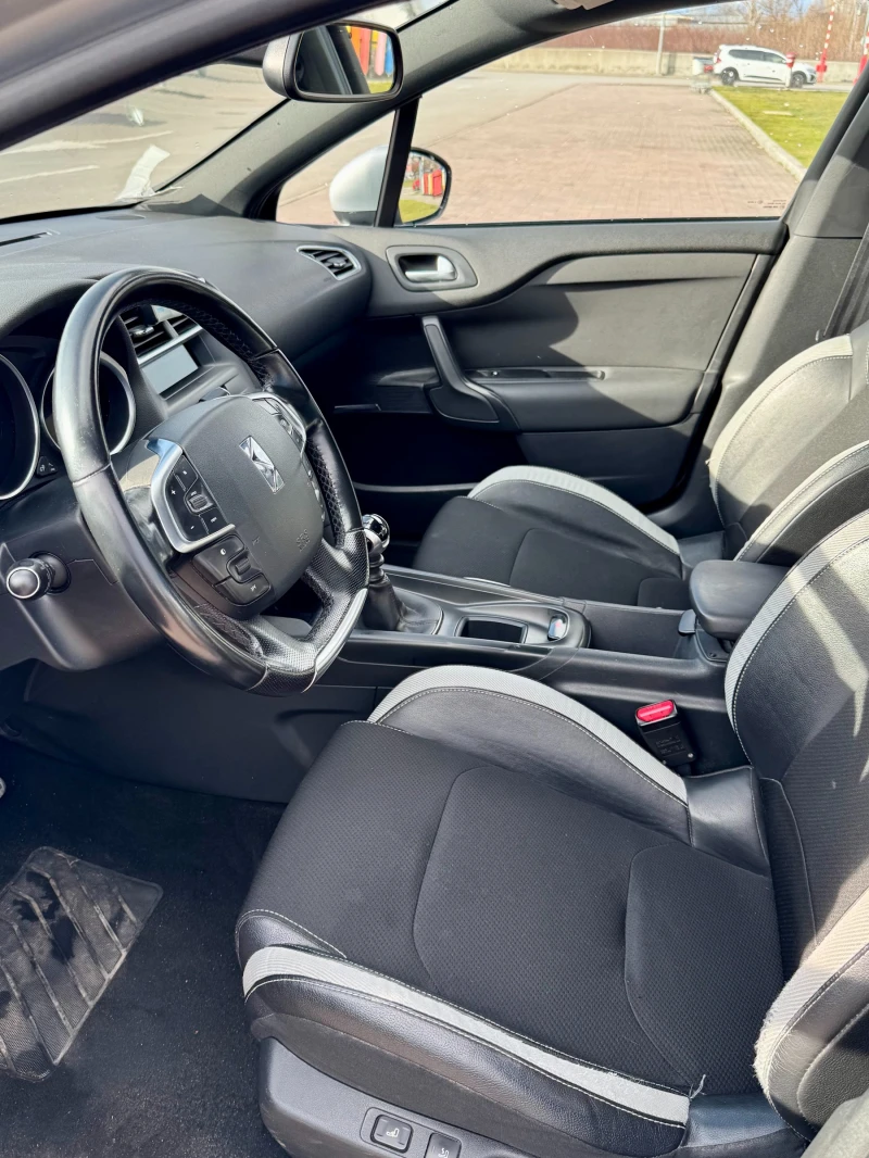 Citroen DS4 1.6HDI, снимка 9 - Автомобили и джипове - 52976930