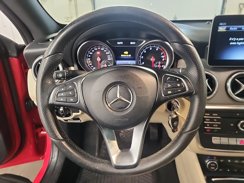Mercedes-Benz CLA 250 4MATIC/KEYLESS/BUCKET SEATS/ПОДГРЕВ, снимка 15 - Автомобили и джипове - 53009078