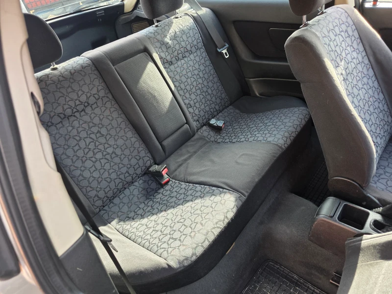 Opel Astra, снимка 6 - Автомобили и джипове - 53121615