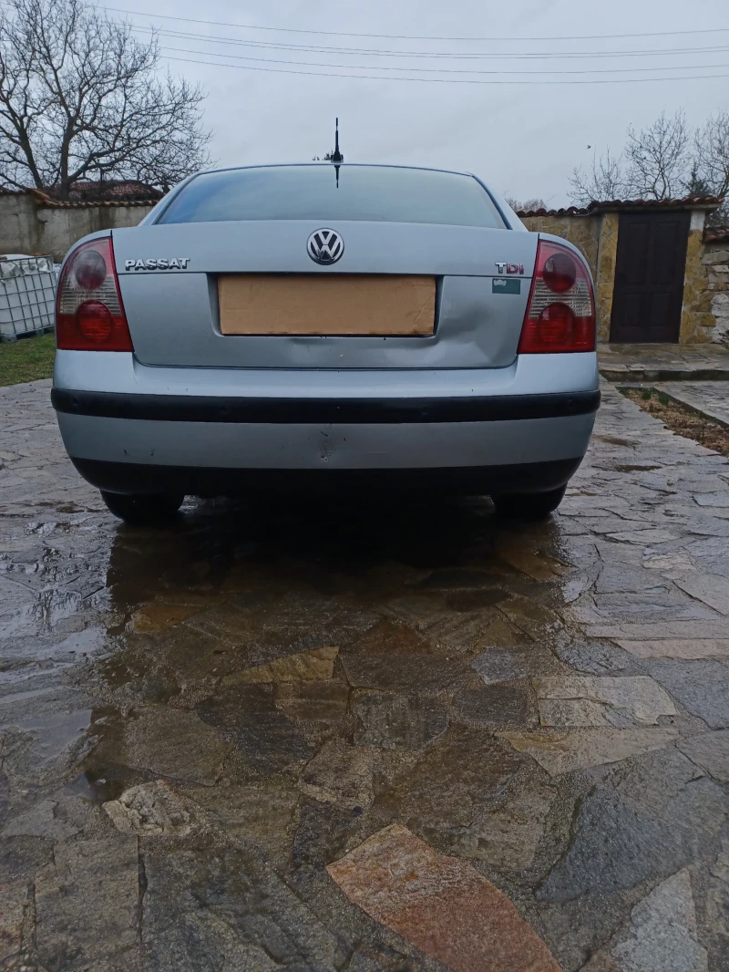 VW Passat, снимка 5 - Автомобили и джипове - 53583770