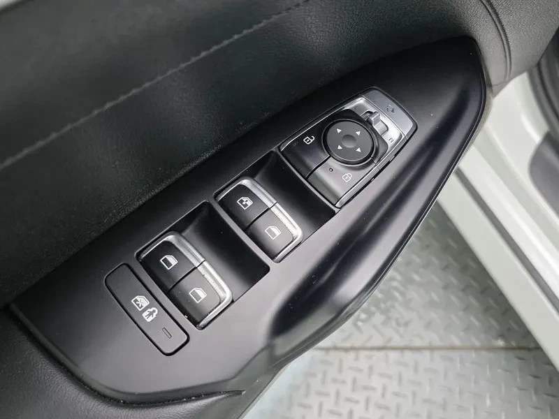Kia K5 2.0 Lpi (Rental Car) Standard, снимка 13 - Автомобили и джипове - 55738716