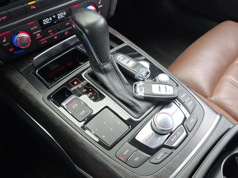 Audi A6 35 Tdi Quattro, снимка 9 - Автомобили и джипове - 55883961
