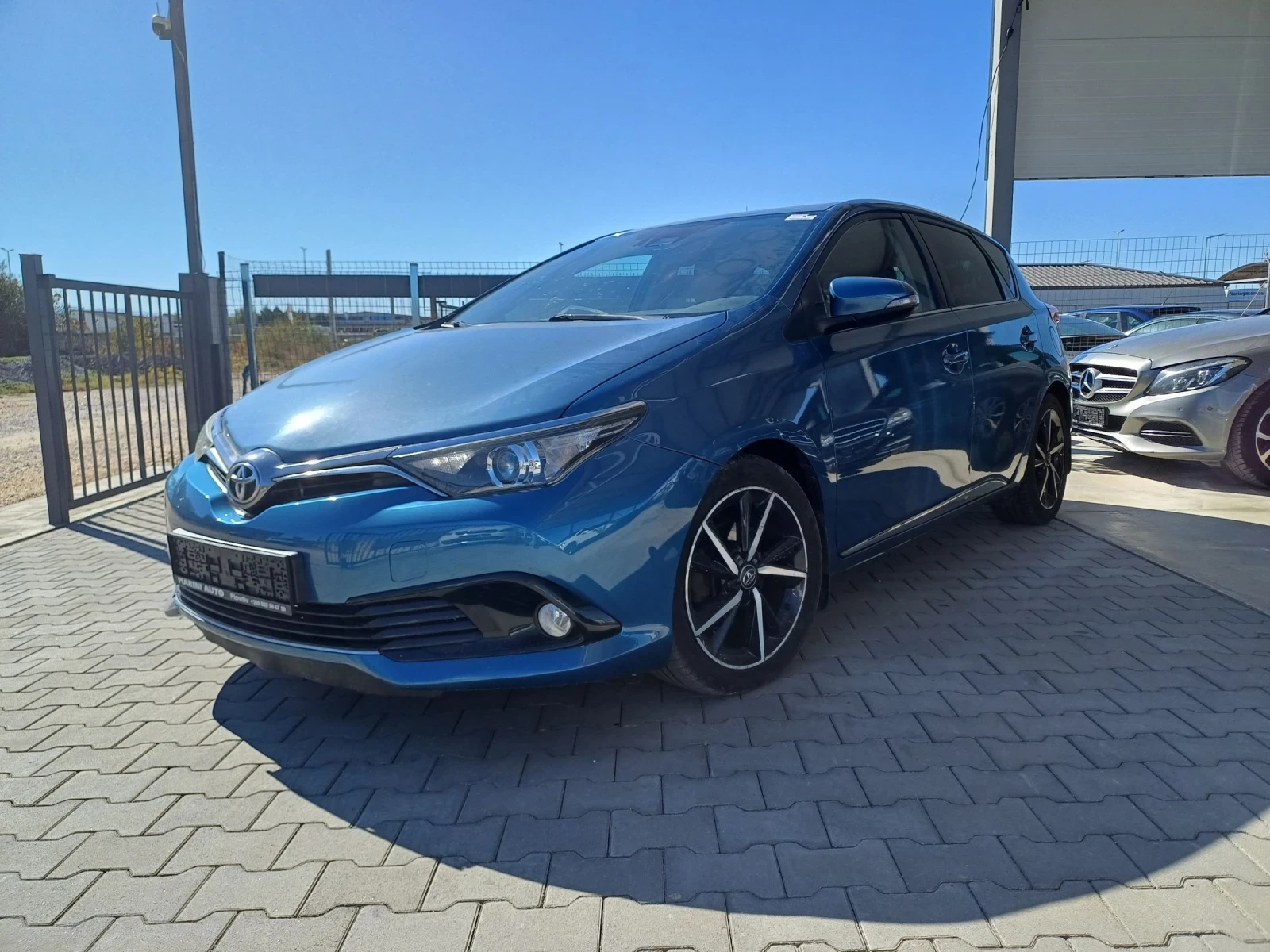 Toyota Auris 1.6d4d euro6 РЕГИСТРИРАНА - изображение 2