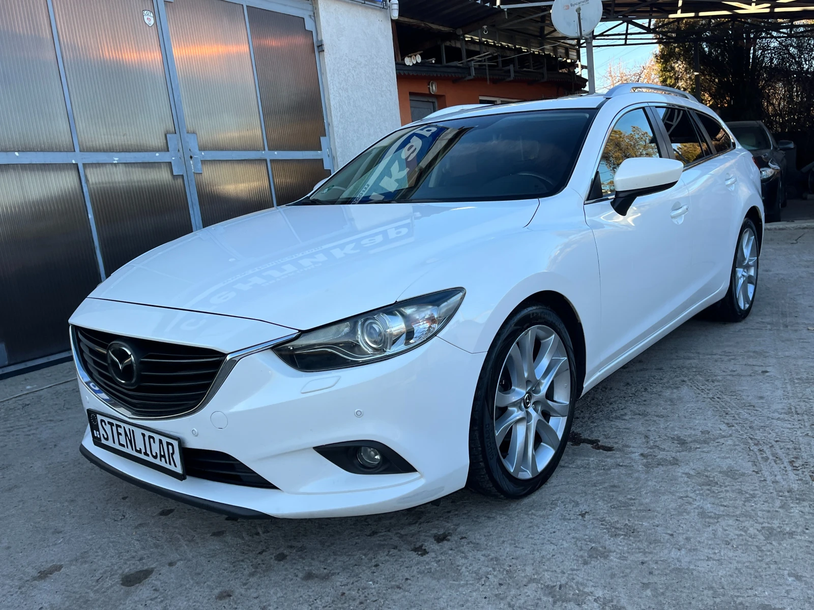 Mazda 6 2.2L SKYACTIV-D 175 6AT - изображение 3