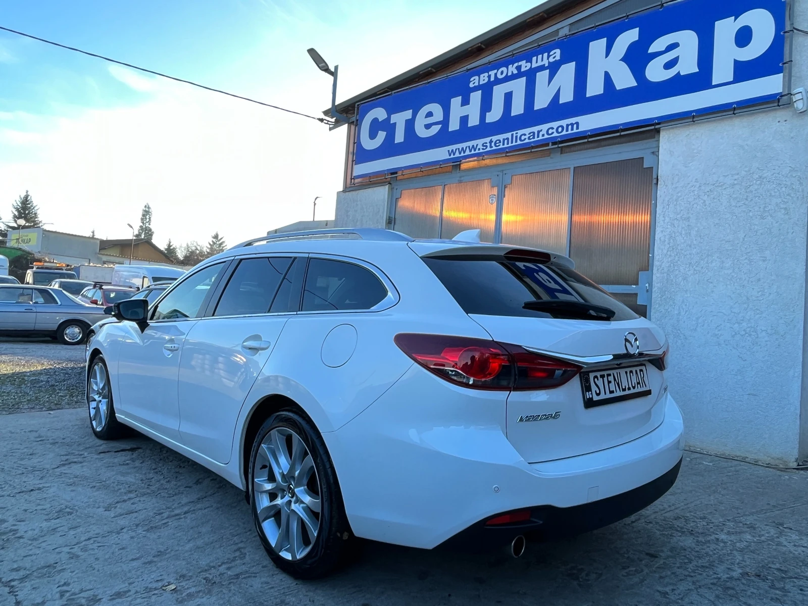 Mazda 6 2.2L SKYACTIV-D 175 6AT - изображение 2