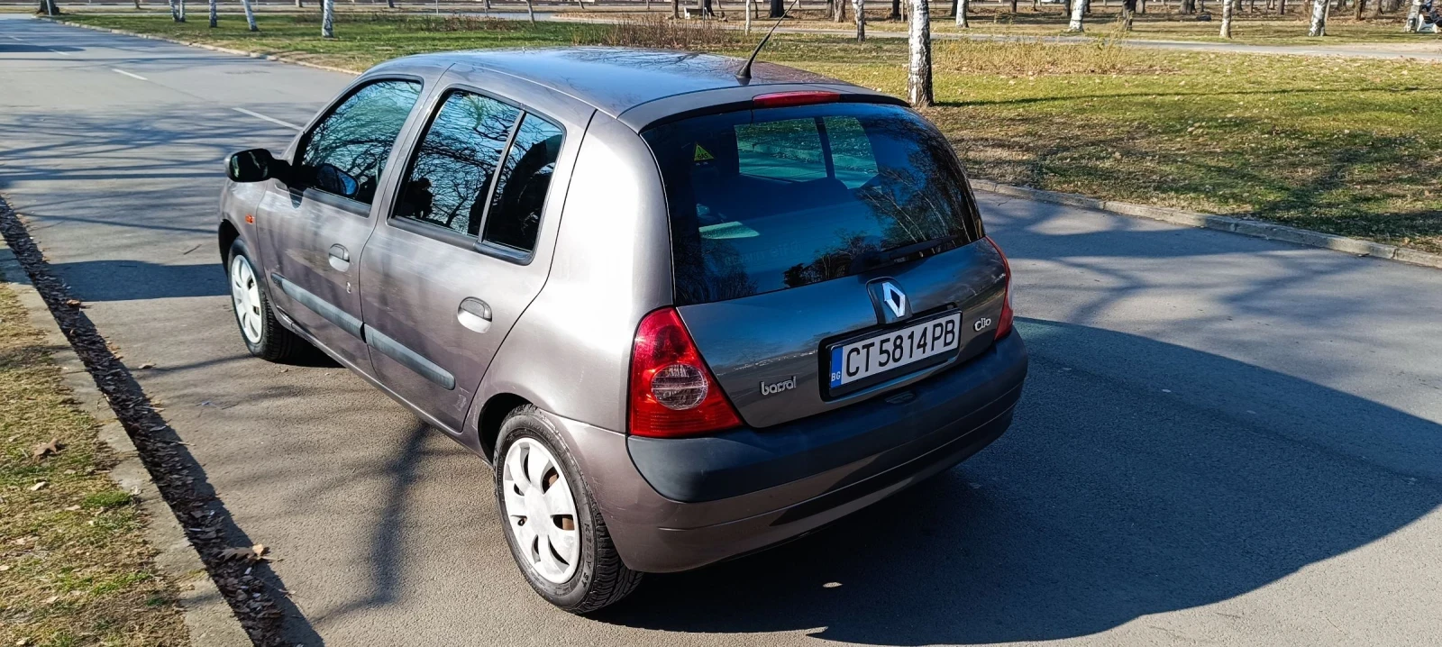 Renault Clio 1.2 16V 75к.с. LPG  - изображение 5