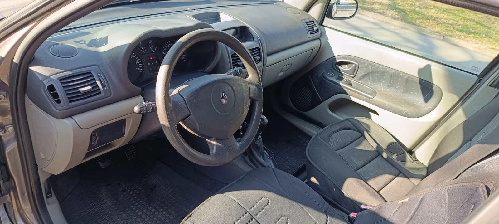 Renault Clio 1.2 16V 75к.с. LPG  - изображение 8