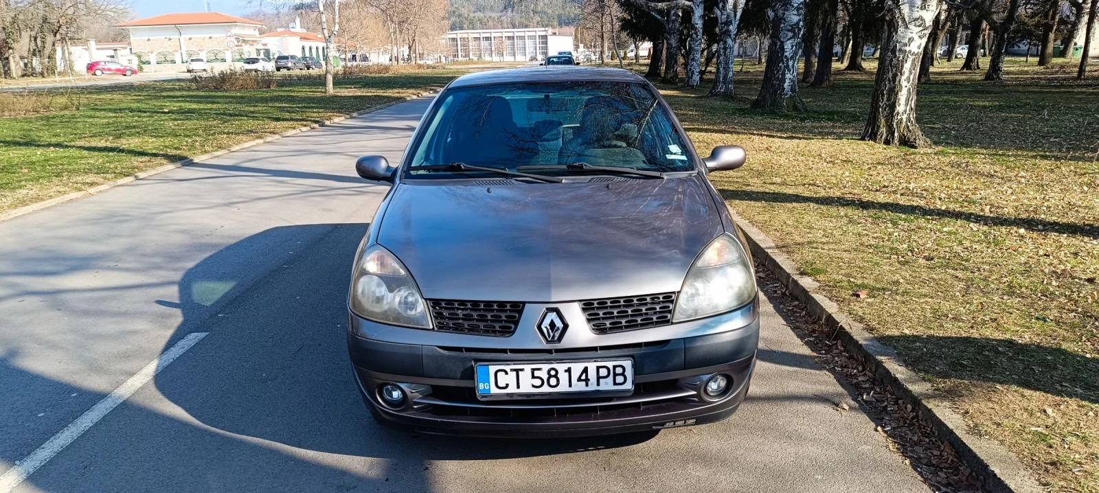 Renault Clio 1.2 16V 75к.с. LPG  - изображение 2