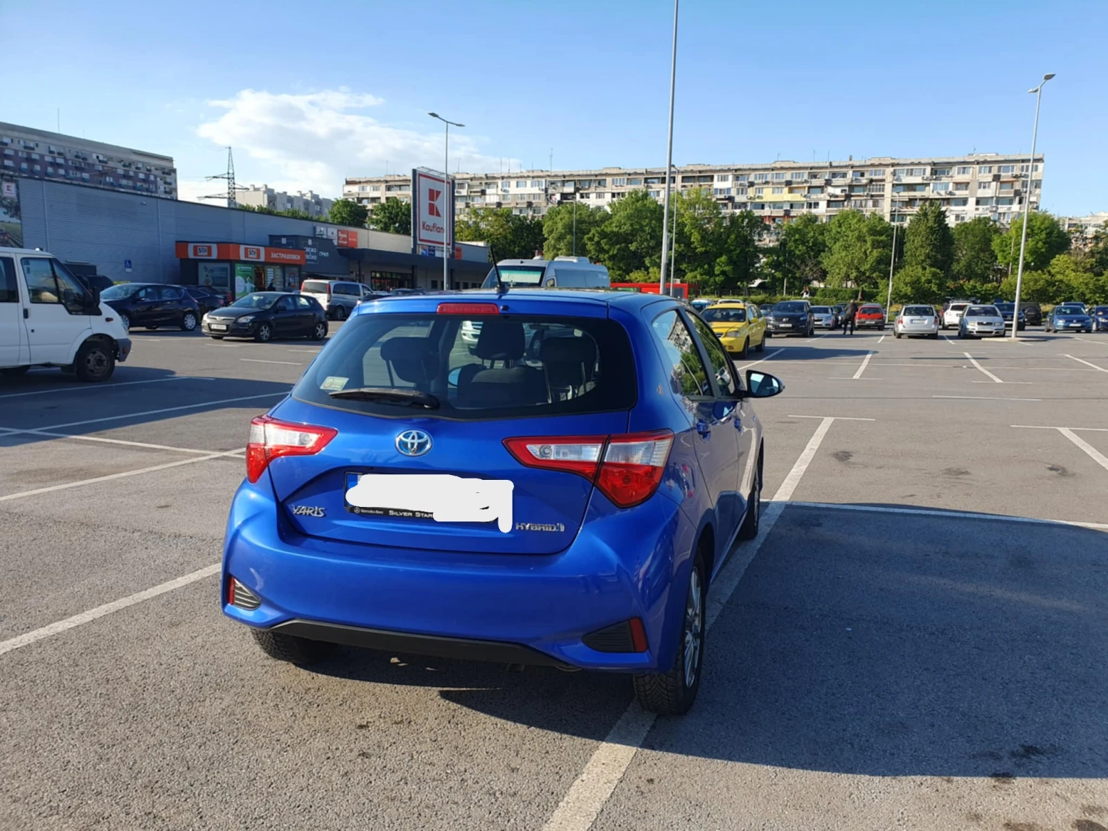 Toyota Yaris 1.5 - изображение 2