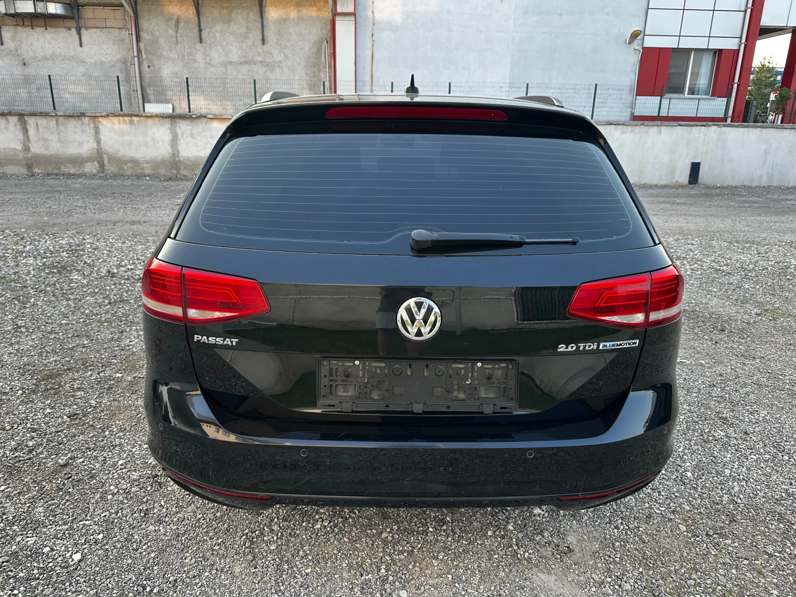 VW Passat 2.0TDi / DSG / Distronic / масаж / Подгреви - изображение 5